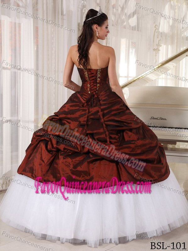 Sweetheart Burgundy and White Taffeta and Tulle Quinceanera Gown Dresses