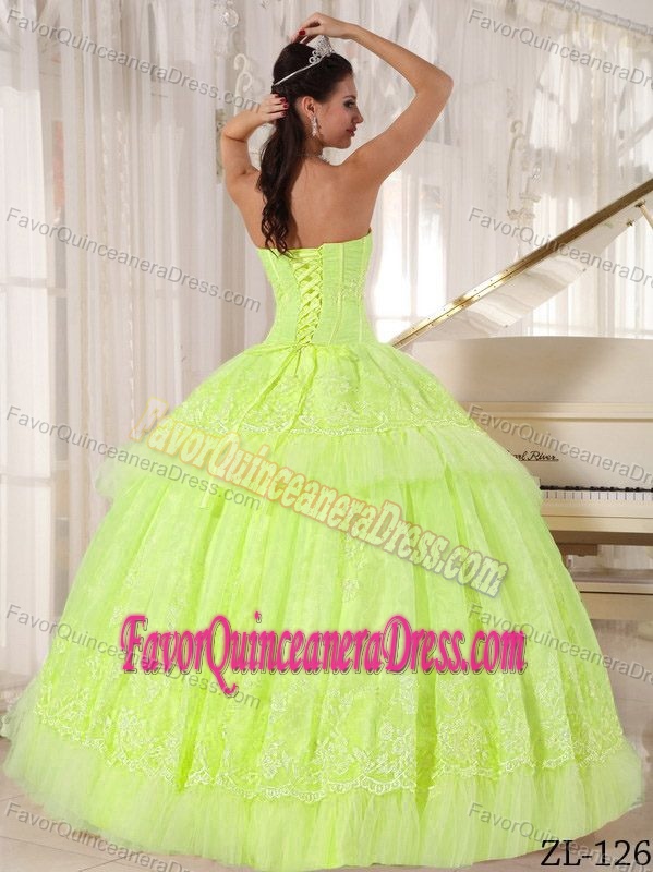 Elegant Sweetheart Tulle and Organza Lace-up Quinceanera Dress with Beading