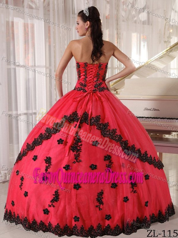 Impressive Strapless Lace-up Organza Dress for Quinceanera with Appliques