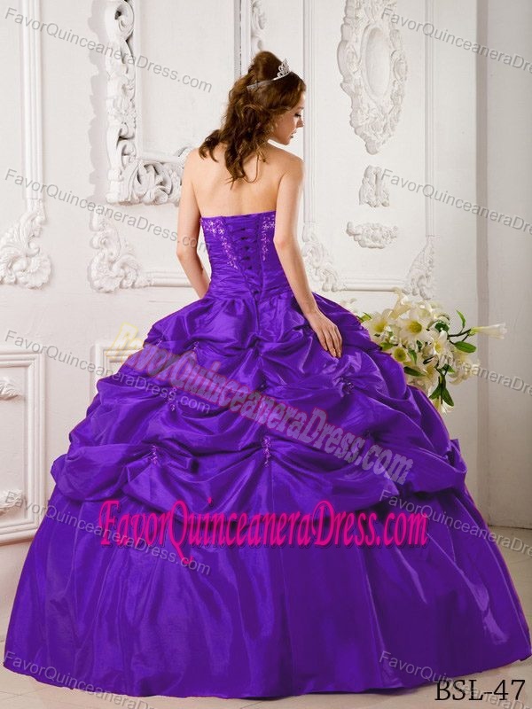 Sweetheart Floor-length Beaded Taffeta Romantic Purple Dresses for Quince