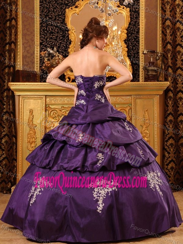 Purple Sweetheart Floor-length Beaded Taffeta Sweet Quinceanera Dresses
