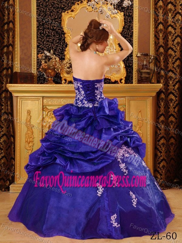 Purple Strapless Floor-length Organza Quinceanera Gowns with Appliques