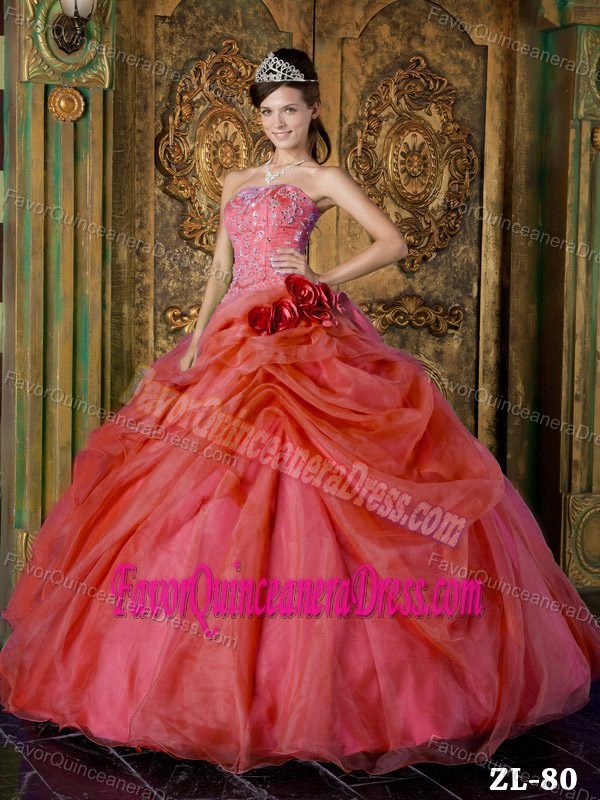Organza Beaded Ball Gown Strapless Floor-length Quinceanera Dress in Red