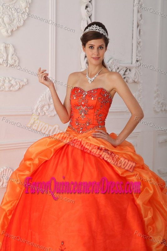 Beaded and Appliqued Orange Red Sweetheart Quince Dresses in Taffeta