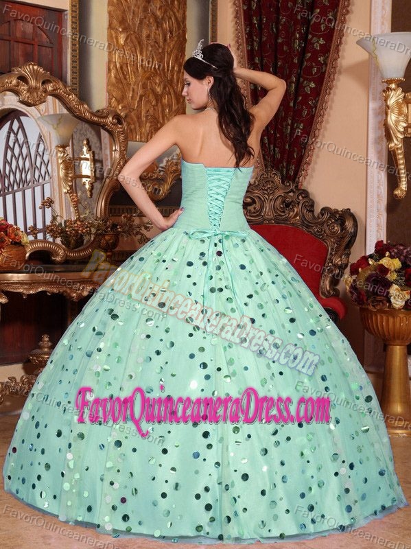 Apple Green Ball Gown Sweetheart Quinces Dresses in Tulle and Sequins