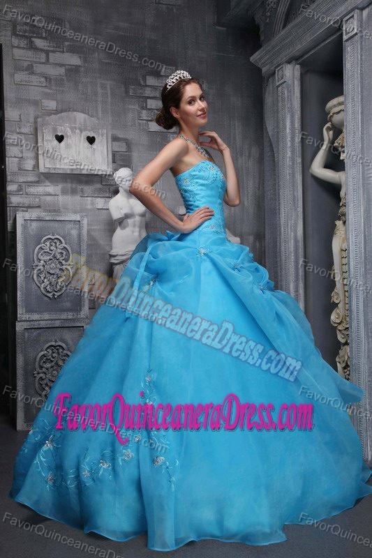 Aqua Blue Strapless Appliqued Sweet 15 Dresses in Taffeta and Organza