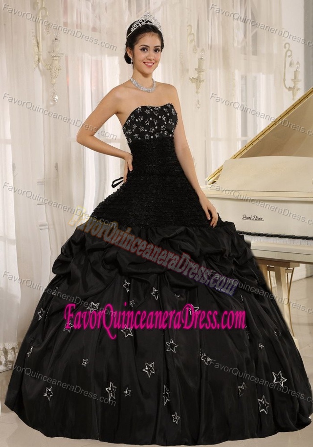 Memorable Embroidered Strapless Black Taffeta Quinceanera Dress with Pick-ups