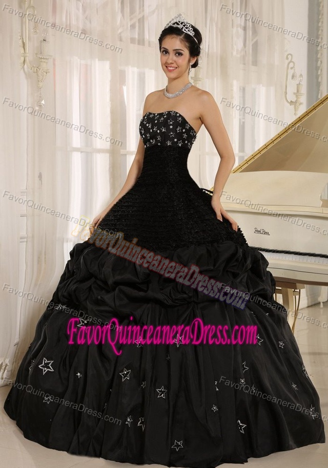 Memorable Embroidered Strapless Black Taffeta Quinceanera Dress with Pick-ups