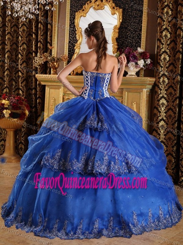 Appliqued and Beaded Dress for Quinceanera in Organza with Pick-ups