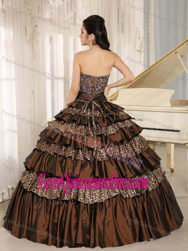 Sweet Brown Beaded Leopard Taffeta Quinceanera Dresses with Ruffled Layers