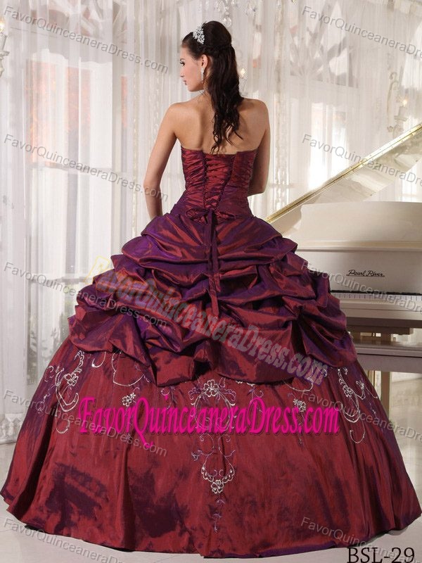 Floor-length Strapless Embroidery Pick Ups Taffeta Burgundy Dress for Quince