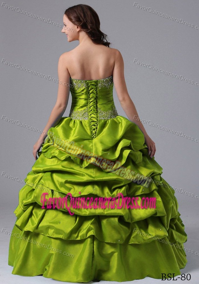 Beautiful Taffeta 2013 Quinceanera Gowns Dress with Pickups in Green Color