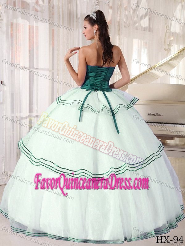 Beaded Strapless Beauty Dress for Quinceaneras in Organza in the Mainstream