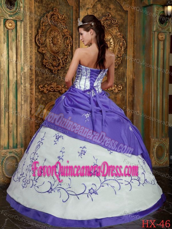 Beautiful Strapless Floor-length Sweet Sixteen Dresses in Purple and White