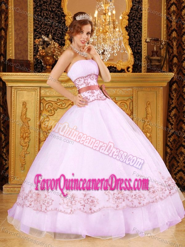 White Strapless Floor-length Organza Luxurious Dresses for Quinceaneras