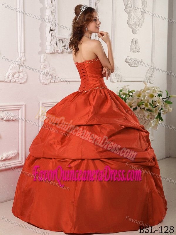 Sweetheart Lace-up Taffeta Attractive Dresses for Quince with Beading
