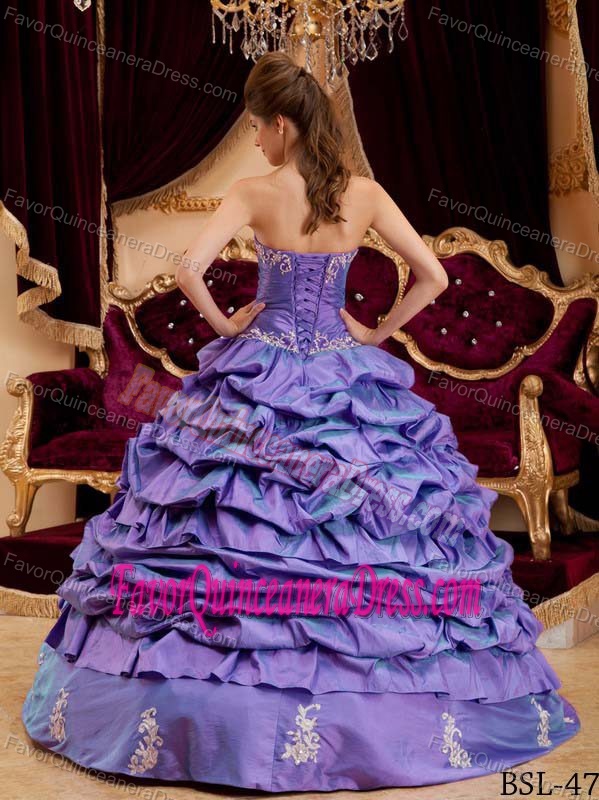 Sweetheart Floor-length Taffeta Memorable Quinceaneras Dresses in Lilac