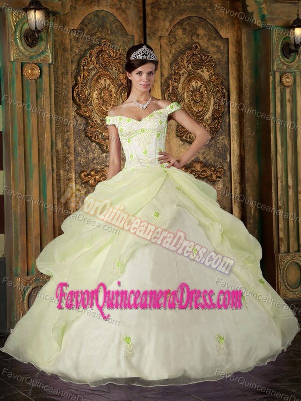 Dressy Light Yellow Off The Shoulder Long Organza Dress for Quinceaneras