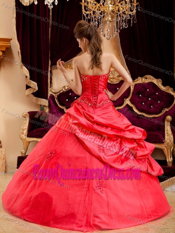New Style Beaded Strapless Red Quinceanera Gown Dresses in Taffeta