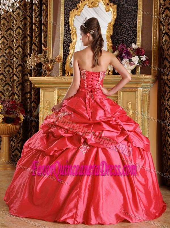 Appliqued Strapless Taffeta Best Quince Dresses with Pick-ups in Red