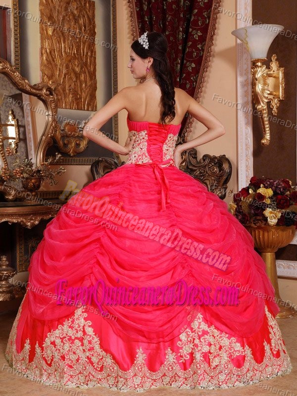 Pretty Red Strapless Sweet Sixteen Dresses with Appliques in Organza
