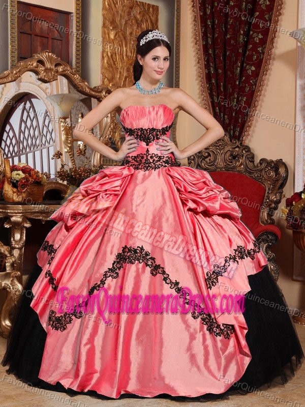 Taffeta Watermelon and Black Strapless Quince Dress with Appliques