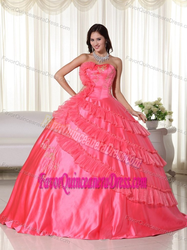 Red Strapless Floor-length Taffeta Dress for Quince with Embroidery