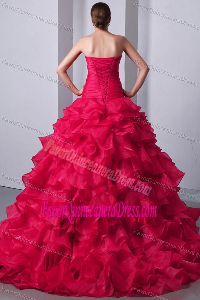 Hot Organza Ruffled Red Sweetheart Quince Dresses with Brush Train