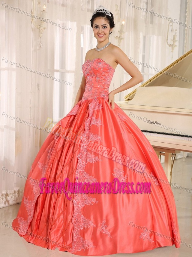 Watermelon Sweetheart Taffeta Quinceanera Gowns with Embroidery