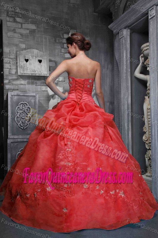 Top Appliqued Strapless Taffeta and Organza Sweet 16 Dresses in Red