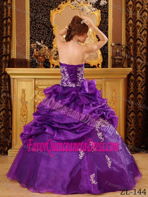 High-class Quinceanera Gown with Embroidery on the Bodice and Organza Skirt