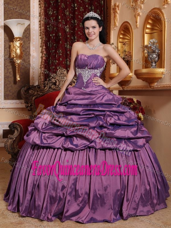 2014 Fashion Purple Ball Gown Strapless Quinceanera Dress with Appliques