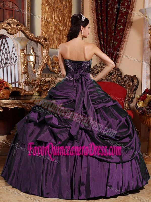 Dark Purple Ball Gown Strapless Beaded Quinceanera Dresses with Pick-ups