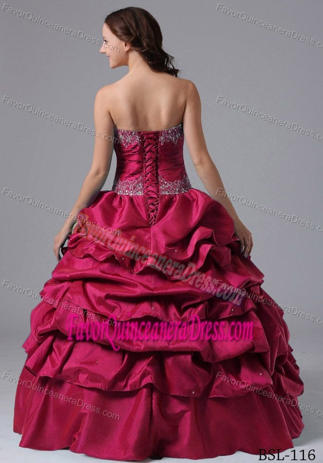 Classical 2013 Beaded Ruched Quinceanera Gown Dress with Pick-ups