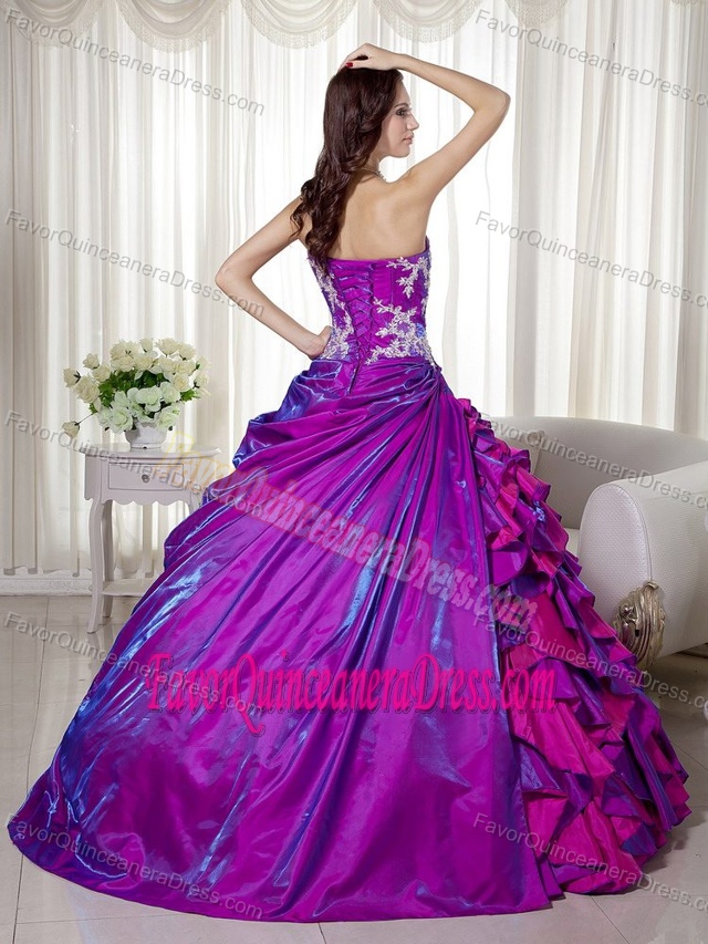 Brand New Style Purple Taffeta Quinceanera Gown Dresses with Appliques
