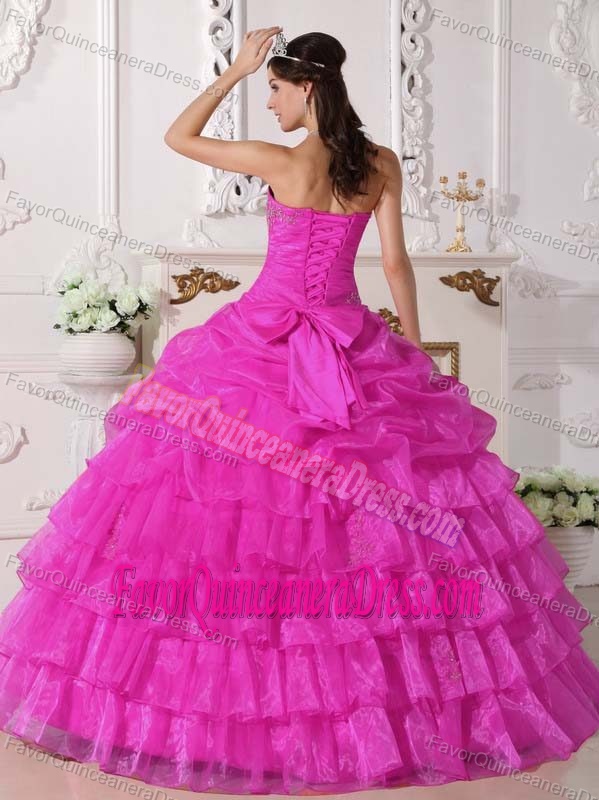 Stunning Strapless Appliqued Pink Dress for Quinceanera in Organza