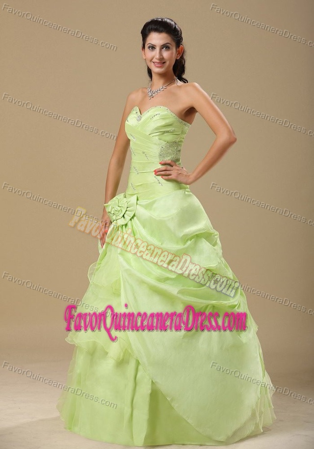 Light Green Sweetheart Drapped Beaded Organza Quinceanera Dresses with Bow