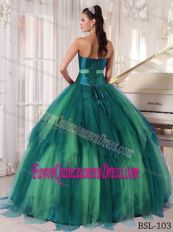 Bright Sweetheart Apple Green Appliqued Organza Quinceanera Dress with Ruffles