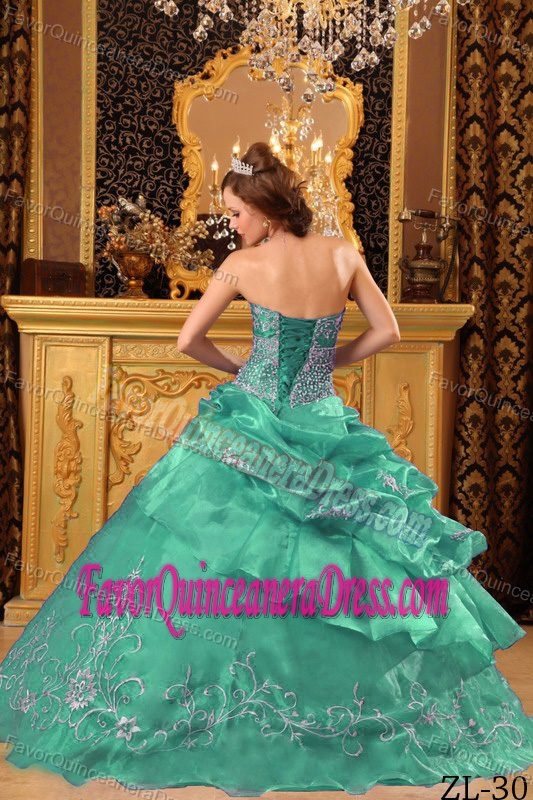 Beautiful Turquoise Organza Quinceanera Dress with Embroidery and Pick-ups