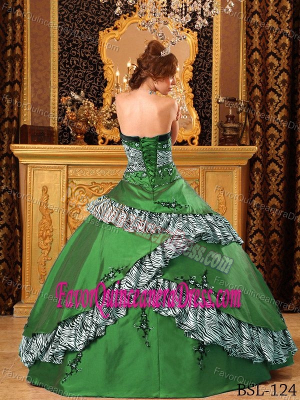 Strapless Floor-length Hunter Green Taffeta Quinceanera Dress with Embroidery