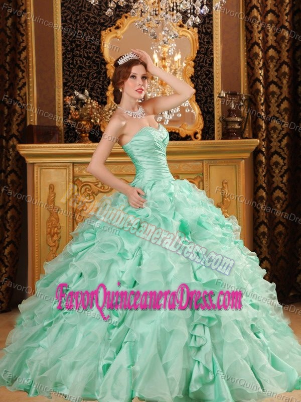 Luxurious Ruffled Organza and Taffeta Quince Dresses in Apple Green