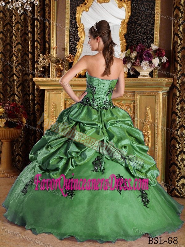 Olive Princess Strapless Organza Dress for Quinceanera with Appliques