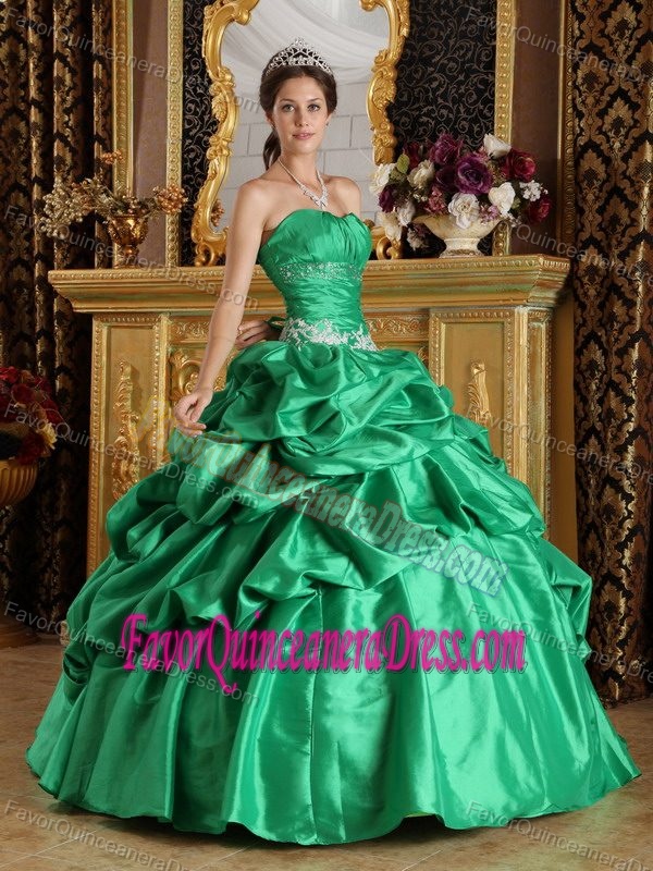 Pick-ups Decorated Strapless Taffeta Sweet Sixteen Dresses with Beading