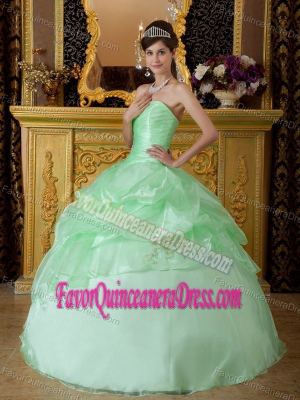 Baby Green Strapless Organza Sweet Sixteen Dresses with Beads and Ruches