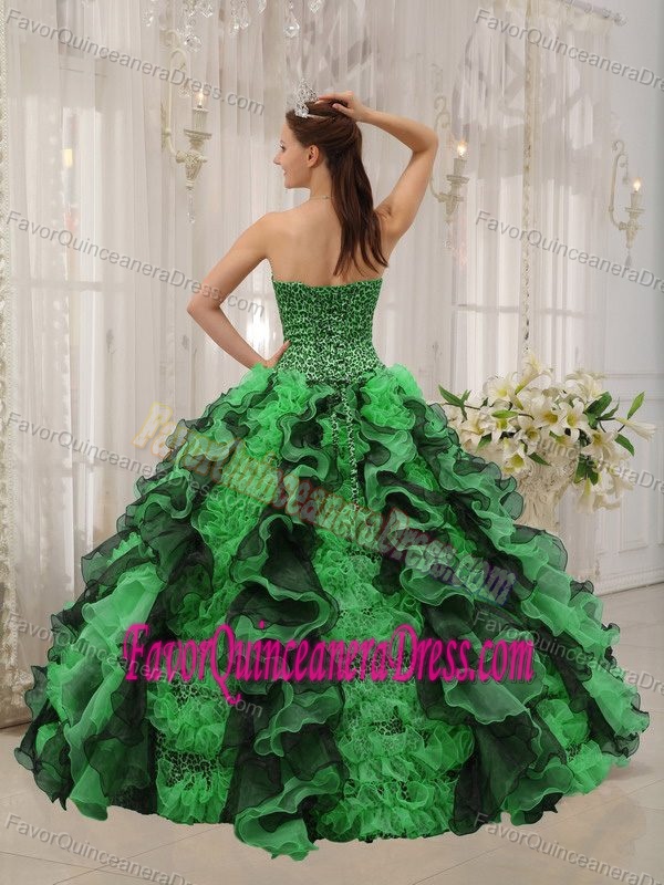 Multi-colored Sweetheart Dress for Quinceaneras in Organza with Beads