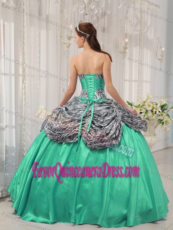 Turquoise Sweetheart Taffeta Quinceanera Gown Dress with Zebra Ruffles
