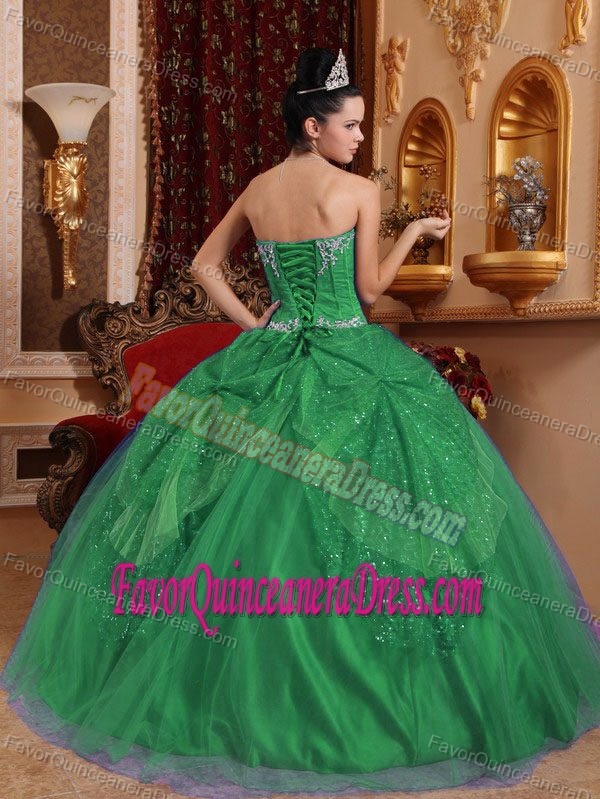 Green Sweetheart Tulle Dress for Quinceaneras with Beads and Appliques