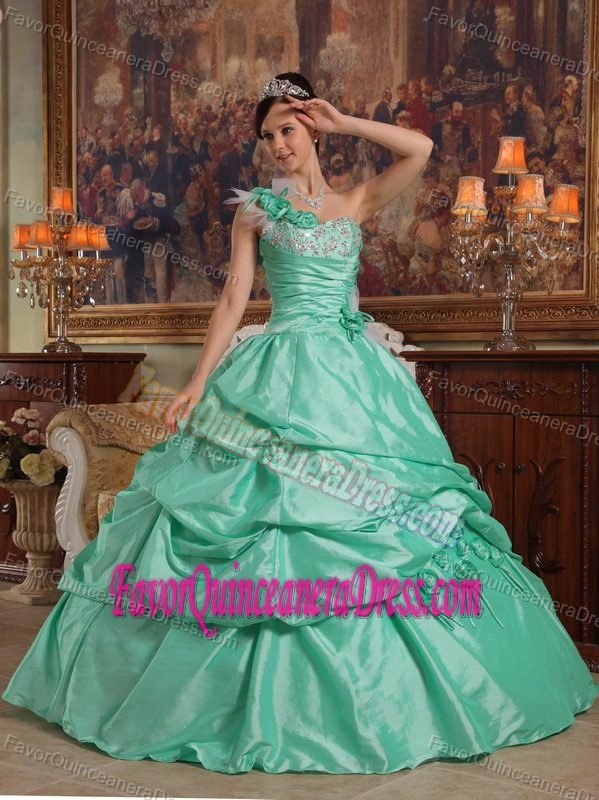 One Shoulder Flowery Taffeta Green Dress for Quinceaneras with pick-ups