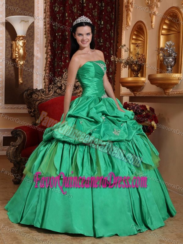 Spring Green Ball Gown Strapless Quince Dress in Taffeta with Appliques