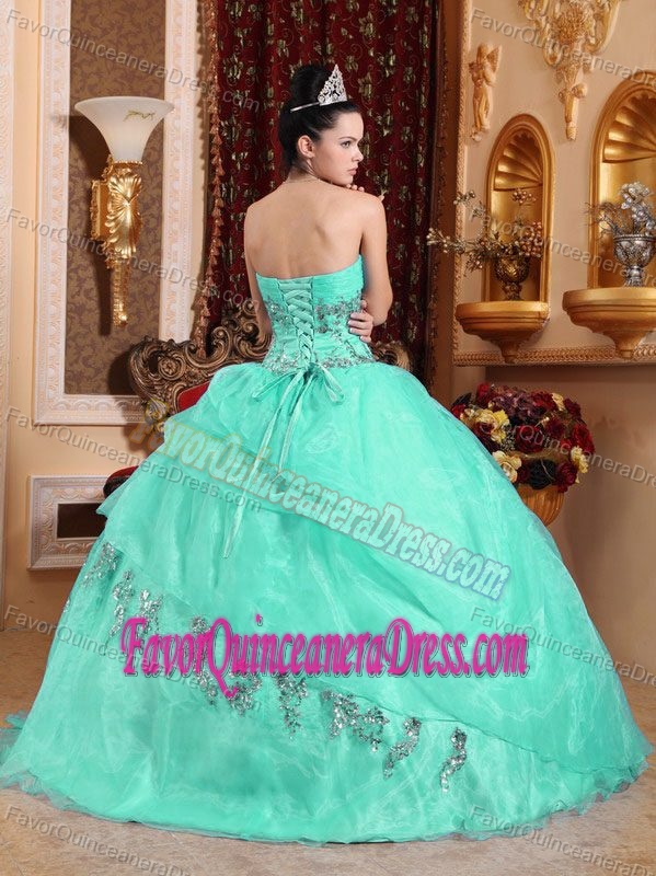 Wholesale Apple Green Organza Dresses for Quinceanera with Appliques